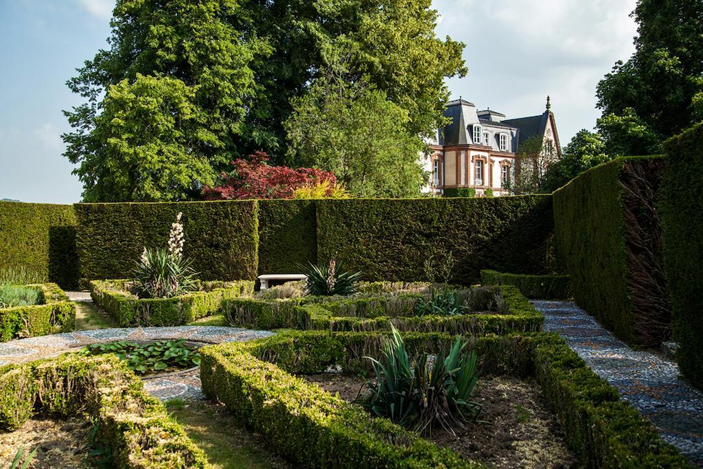 Bed and Breakfast Chateau De Bouelles Neufchâtel-en-Bray Exterior foto